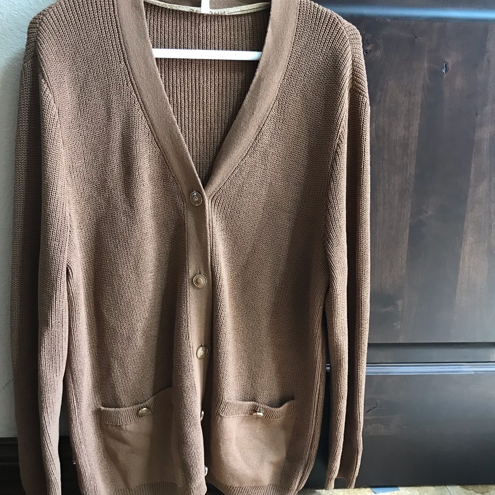 St .John Brown cardigan sweater buttoned